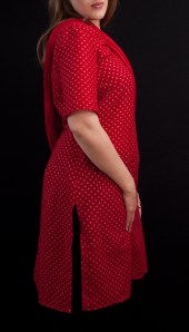 Röd träningstunika, rätt och slätt