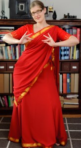 Röd bollykjol och slöja Röd bollykjol och slöja